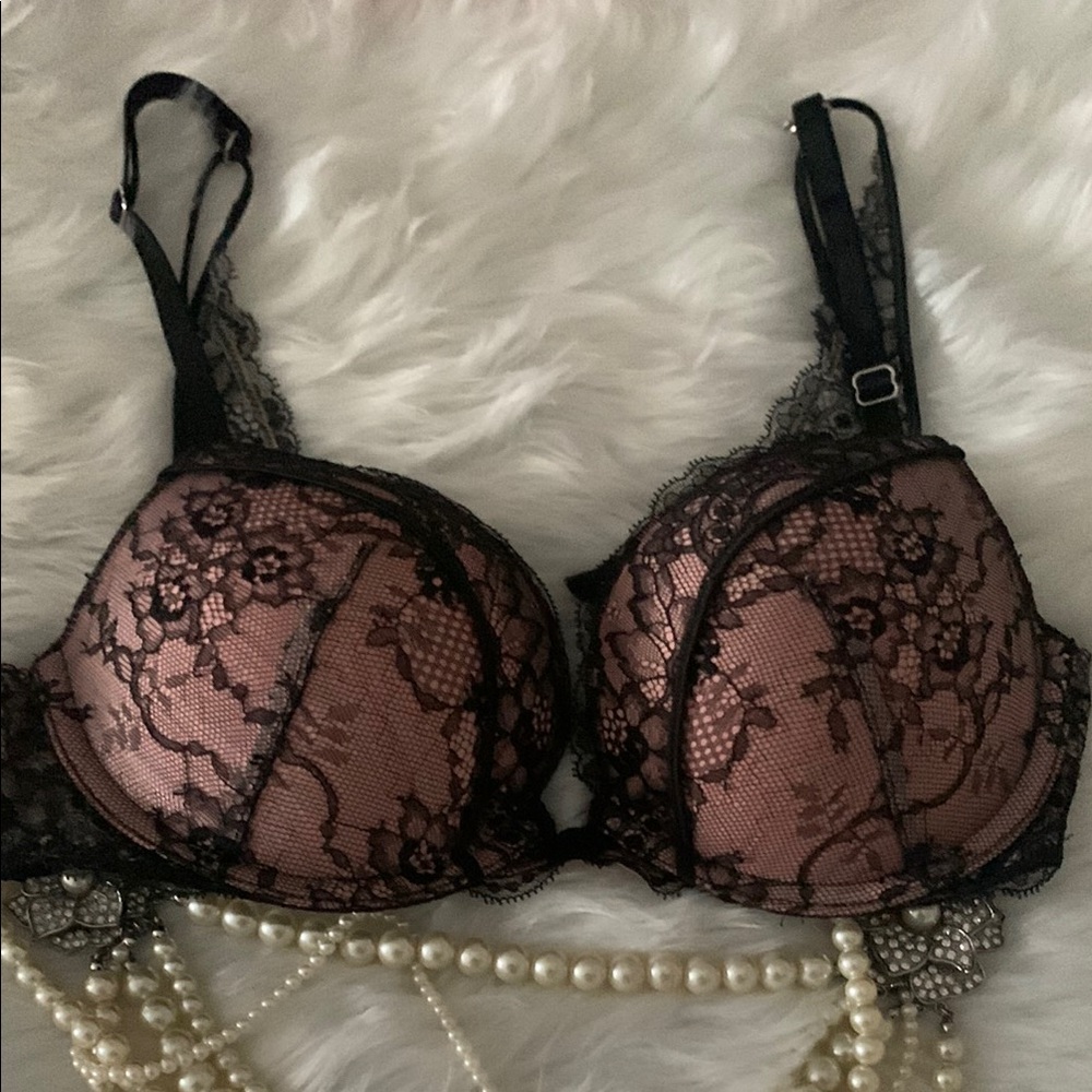 Victoria's Secret Black and Pink Lace Push-Up Bra